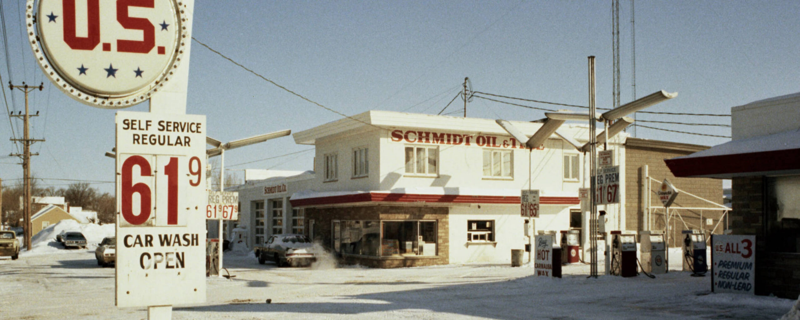 Vintage photo of early Schmidt Oil service station